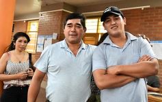 Foto de la galería: Las imágenes de un día intenso y emocionante: los misioneros en las urnas