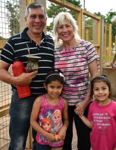 Foto de la galería: Las imágenes de un día intenso y emocionante: los misioneros en las urnas