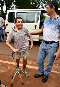 Foto de la galería: Las imágenes de un día intenso y emocionante: los misioneros en las urnas