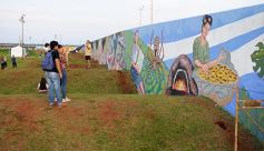 Foto de la galería: Un festival de lujo para inaugurar el mural más grande del mundo en Posadas