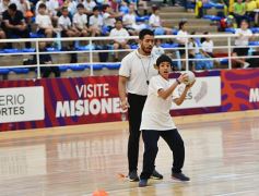Foto de la galería: Los chicos del Colegio del Carmen mostraron sus destrezas en la Fiesta de la Educación Física