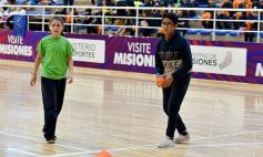 Foto de la galería: Los chicos del Colegio del Carmen mostraron sus destrezas en la Fiesta de la Educación Física