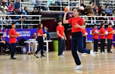 Foto de la galería: Los chicos del Colegio del Carmen mostraron sus destrezas en la Fiesta de la Educación Física