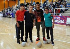 Foto de la galería: Los chicos del Colegio del Carmen mostraron sus destrezas en la Fiesta de la Educación Física