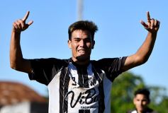 Foto de la galería: Clausura: Atlético Posadas superó a Andrés Guacurarí