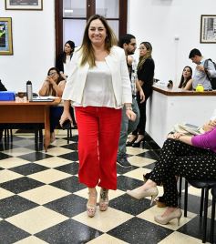 Foto de la galería: El Concejo reconoció la labor de distintos personajes e instituciones de Posadas, entre ellos al fotógrafo Sixto Fariña