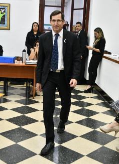 Foto de la galería: El Concejo reconoció la labor de distintos personajes e instituciones de Posadas, entre ellos al fotógrafo Sixto Fariña