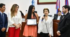 Foto de la galería: El Concejo reconoció la labor de distintos personajes e instituciones de Posadas, entre ellos al fotógrafo Sixto Fariña