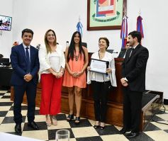 Foto de la galería: El Concejo reconoció la labor de distintos personajes e instituciones de Posadas, entre ellos al fotógrafo Sixto Fariña