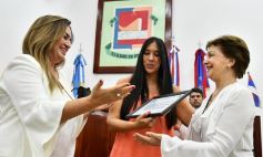 Foto de la galería: El Concejo reconoció la labor de distintos personajes e instituciones de Posadas, entre ellos al fotógrafo Sixto Fariña