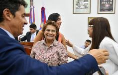 Foto de la galería: El Concejo reconoció la labor de distintos personajes e instituciones de Posadas, entre ellos al fotógrafo Sixto Fariña