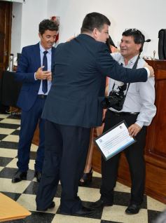 Foto de la galería: El Concejo reconoció la labor de distintos personajes e instituciones de Posadas, entre ellos al fotógrafo Sixto Fariña