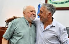 Foto de la galería: El Concejo reconoció la labor de distintos personajes e instituciones de Posadas, entre ellos al fotógrafo Sixto Fariña