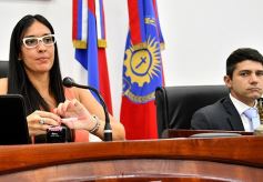 Foto de la galería: El Concejo reconoció la labor de distintos personajes e instituciones de Posadas, entre ellos al fotógrafo Sixto Fariña