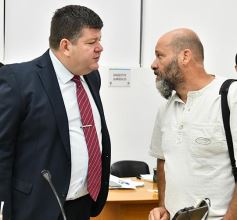 Foto de la galería: El Concejo reconoció la labor de distintos personajes e instituciones de Posadas, entre ellos al fotógrafo Sixto Fariña