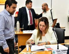 Foto de la galería: El Concejo reconoció la labor de distintos personajes e instituciones de Posadas, entre ellos al fotógrafo Sixto Fariña