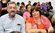 Foto de la galería: El Concejo reconoció la labor de distintos personajes e instituciones de Posadas, entre ellos al fotógrafo Sixto Fariña