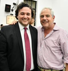 Foto de la galería: El Concejo reconoció la labor de distintos personajes e instituciones de Posadas, entre ellos al fotógrafo Sixto Fariña