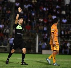 Foto de la galería: Liga Posadeña: Crucero dejó en el camino a Guaraní y está en semifinales