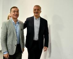 Foto de la galería: Misiones cuenta con una Guía de atención integral de niñas y adolescentes embarazadas menores de 15 años