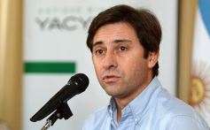 Foto de la galería: Entregaron becas de estudio a jóvenes de barrios de la EBY que cursan distintas carreras de la UNaM