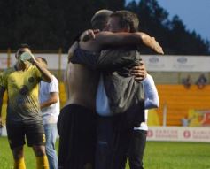 Foto de la galería: Crucero no pudo quebrar a Juventud en su casa