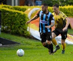 Foto de la galería: Crucero no pudo quebrar a Juventud en su casa