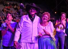 Foto de la galería: Vanessa Avellaneda, Pato García y María Ofelia,  dueños de la ovación en la segunda noche del Festival