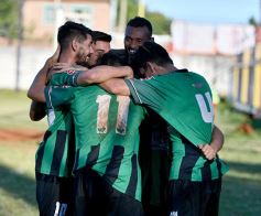 Foto de la galería: El Brete eliminó a Huracán y jugará una de las semifinales con Sporting