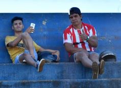 Foto de la galería: El Brete eliminó a Huracán y jugará una de las semifinales con Sporting