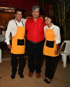 Foto de la galería: Arnaldo Santacruz celebró su cumple con todo: música y asado hasta el amanecer