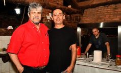 Foto de la galería: Arnaldo Santacruz celebró su cumple con todo: música y asado hasta el amanecer