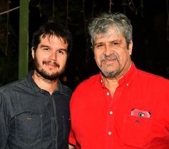 Foto de la galería: Arnaldo Santacruz celebró su cumple con todo: música y asado hasta el amanecer