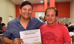 Sixto Fotografías. Deportes. Homenajes - Cena y reconocimiento para las glorias del fútbol misionero