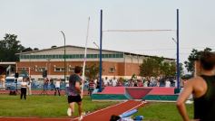 Foto de la galería: Es una realidad la pista de atletismo del Cepard en Posadas
