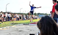 Foto de la galería: Es una realidad la pista de atletismo del Cepard en Posadas