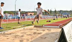 Foto de la galería: Es una realidad la pista de atletismo del Cepard en Posadas