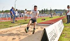 Foto de la galería: Es una realidad la pista de atletismo del Cepard en Posadas