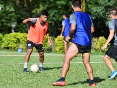 Foto de la galería: Debutó Carlos Marczuk como DT Colectivero y se trajo un empate de Santa Fe