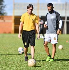 Foto de la galería: Debutó Carlos Marczuk como DT Colectivero y se trajo un empate de Santa Fe