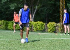 Foto de la galería: Debutó Carlos Marczuk como DT Colectivero y se trajo un empate de Santa Fe