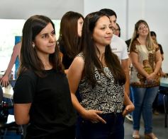 Foto de la galería: Herrera Ahuad visitó la Casita de “Creación” y la Escuela de Robótica con Fabiola Yañez, futura Primera Dama
