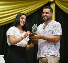 Foto de la galería: Noche de fiesta para la prensa: todos los premiados de la 12da Edición de los “Andrés Guacurarí”