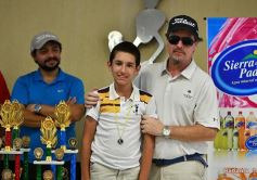 Foto de la galería: Exitoso cierre del torneo Clausura de Golf internacional Juniors en el Tacurú