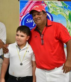 Foto de la galería: Exitoso cierre del torneo Clausura de Golf internacional Juniors en el Tacurú