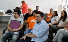 Foto de la galería: Prestigiosos reporteros gráficos dieron una charla a alumnos de la UPM