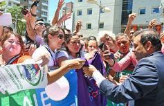 Foto de la galería: Fiesta de la democracia: juraron el gobernador y el vice y reeligieron a Carlos Rovira al frente de la Legislatura
