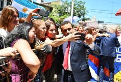 Foto de la galería: Fiesta de la democracia: juraron el gobernador y el vice y reeligieron a Carlos Rovira al frente de la Legislatura