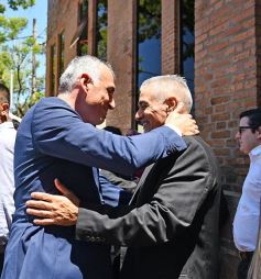 Foto de la galería: Fiesta de la democracia: juraron el gobernador y el vice y reeligieron a Carlos Rovira al frente de la Legislatura