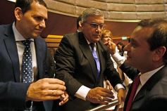 Foto de la galería: Fiesta de la democracia: juraron el gobernador y el vice y reeligieron a Carlos Rovira al frente de la Legislatura